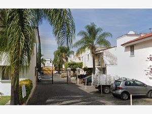 Casa en Venta en Residencial del Valle Zapopan