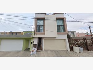 Casa en Venta en La Fuente Playas de Rosarito