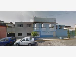 Casa en Venta en Vergel de Guadalupe Nezahualcóyotl