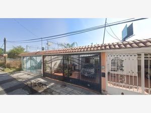 Casa en Venta en Quinta Velarde Guadalajara