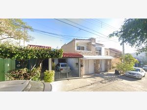 Casa en Venta en Jardines Alcalde Guadalajara