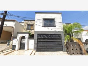 Casa en Venta en Cumbres Mediterraneo Monterrey