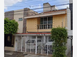 Casa en Venta en Jardines de San Jose Guadalajara