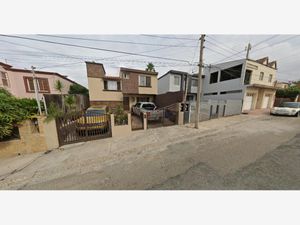 Casa en Venta en Playas de Tijuana Sección Costa de Oro Tijuana