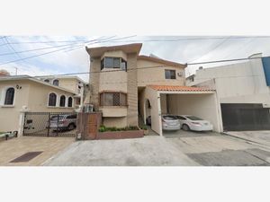 Casa en Venta en Las Torres Monterrey