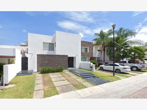 Casa en Venta en Cumbres del Lago Querétaro