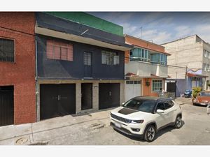 Casa en Venta en Las Aguilas Nezahualcóyotl