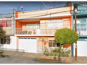 Casa en Venta en Metropolitana Tercera Sección Nezahualcóyotl