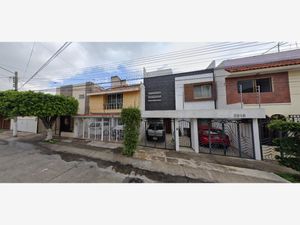 Casa en Venta en Jardines de San Jose Guadalajara