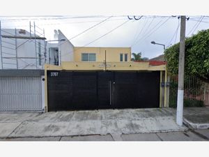 Casa en Venta en La Calma Zapopan