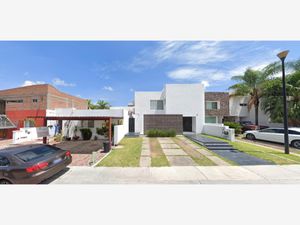 Casa en Venta en Cumbres del Lago Querétaro