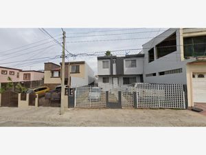 Casa en Venta en Playas de Tijuana Sección Costa de Oro Tijuana