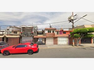 Casa en Venta en Bosques de Aragon Nezahualcóyotl