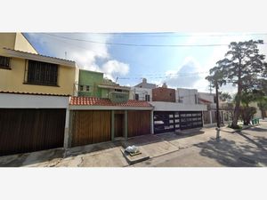 Casa en Venta en Bosques de La Victoria Guadalajara