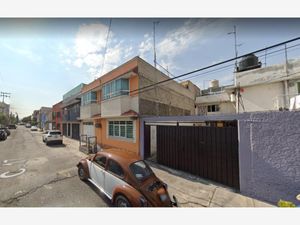 Casa en Venta en Las Aguilas Nezahualcóyotl