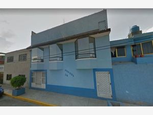 Casa en Venta en Vergel de Guadalupe Nezahualcóyotl