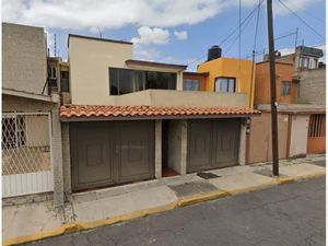 Casa en Venta en Izcalli Cuauhtémoc III Metepec