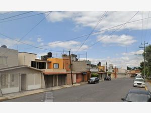 Casa en Venta en Izcalli Cuauhtémoc III Metepec