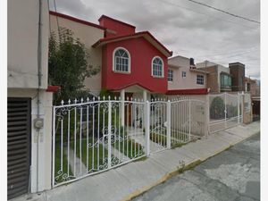 Casa en Venta en Villas del Álamo Mineral de la Reforma