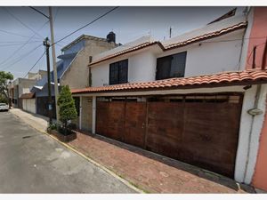 Casa en Venta en Constitucion de 1917 Iztapalapa