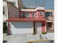 Casa en venta en RTNO 25 DE CECILIO ROBELO 11, Jardin Balbuena, Venustiano  Carranza, Ciudad de México, 15900. Metro Balbuena, Metro Moctezuma, Metro  San Lázaro