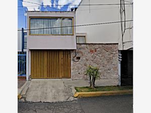 Casa en Venta en Prados Agua Azul Puebla