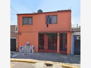 Casas en venta en Los Reyes Ixtacala, Hab Los Reyes Ixtacala Barrio de los  Árboles/Barrio de los Héroes, 54090 Tlalnepantla de Baz, Méx., México