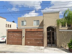 Casa en Venta en Jardines de Casa Blanca San Nicolás de los Garza