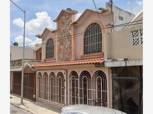 Casa en Venta en Hacienda las Puentes San Nicolás de los Garza