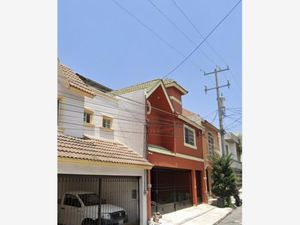 Casa en Venta en Prados de la Silla Monterrey