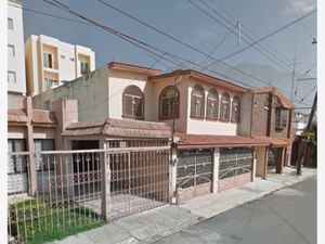 Casa en Venta en Las Brisas Monterrey