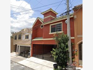 Casa en Venta en Prados de la Silla Monterrey