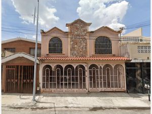 Casa en Venta en Hacienda las Puentes San Nicolás de los Garza