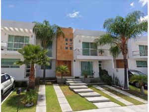 Casa en Venta en Cumbres del Lago Querétaro