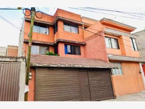 Casa en Venta en Pedregal de Santo Domingo Coyoacán