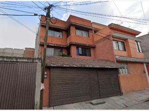 Casa en Venta en Pedregal de Santo Domingo Coyoacán