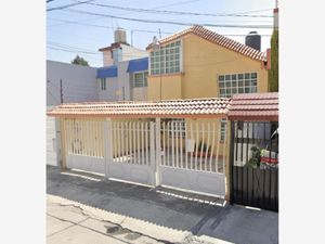 Casa en Venta en Valle Dorado Tlalnepantla de Baz