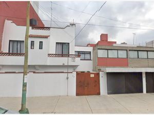 Casa en Venta en Del Carmen Coyoacán