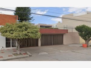 Casa en Venta en Las Águilas San Luis Potosí