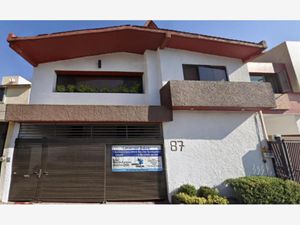 Casa en Venta en Lomas Verdes 3a Sección Naucalpan de Juárez