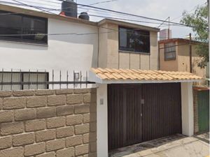 Casa en Venta en Viveros del Valle Tlalnepantla de Baz