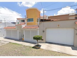 Casa en Venta en Carretas Querétaro