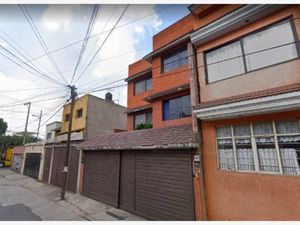 Casa en Venta en Pedregal de Santo Domingo Coyoacán