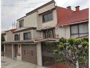 Casa en Venta en Cumbres de San Mateo Naucalpan de Juárez