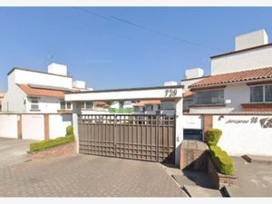 Casa en Venta en San Salvador Tizatlalli Metepec