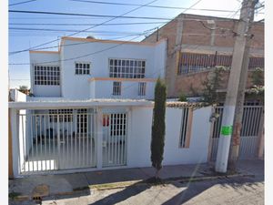 Casa en Venta en Jardines de Santa Clara Ecatepec de Morelos