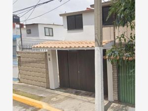 Casa en Venta en Viveros del Valle Tlalnepantla de Baz