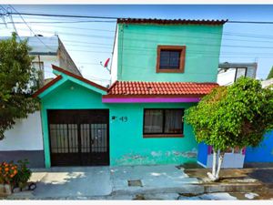 Casa en Venta en Jardines de Morelos Sección Cerros Ecatepec de Morelos