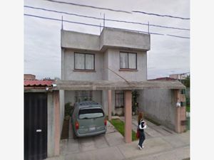 Casa en Venta en La Floresta San Juan del Río