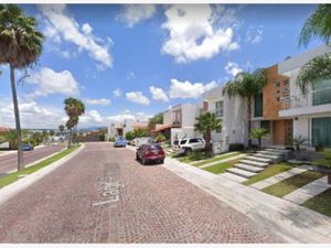 Casa en Venta en Cumbres del Lago Querétaro